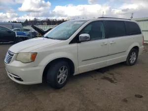 2012 CHRYSLER MINIVAN