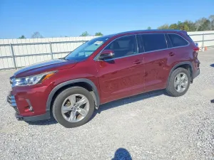 2017 TOYOTA HIGHLANDER