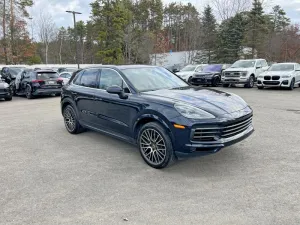 2020 PORSCHE CAYENNE