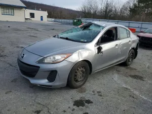 2012 MAZDA 3