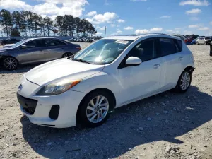2013 MAZDA 3