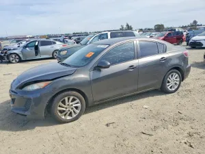 2012 MAZDA 3