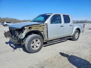 2013 NISSAN FRONTIER