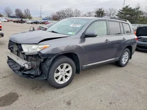 2012 TOYOTA HIGHLANDER