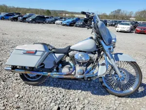 2004 HARLEY DAVIDSON FL