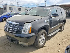 2011 CADILLAC ESCALADE