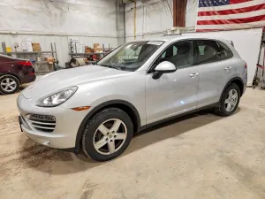 2012 PORSCHE CAYENNE