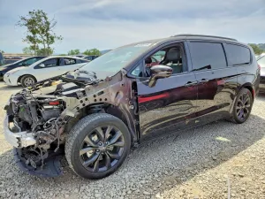 2019 CHRYSLER PACIFICA