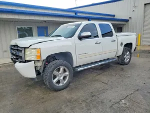 2011 CHEVROLET SILVERADO