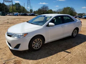 2014 TOYOTA CAMRY