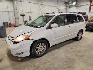 2007 TOYOTA SIENNA