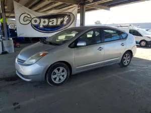 2004 TOYOTA PRIUS