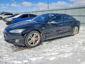 2015 TESLA MODEL S