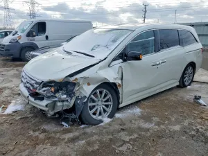 2013 HONDA ODYSSEY T