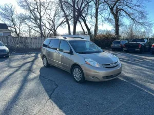 2007 TOYOTA SIENNA