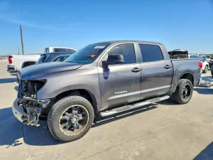 2012 TOYOTA TUNDRA