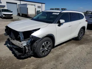 2020 TOYOTA HIGHLANDER