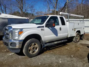2015 FORD F350