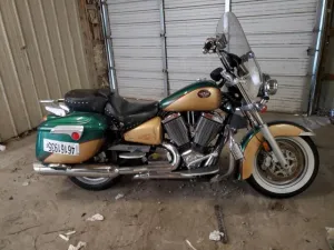 2004 VICTORY MOTORCYCLES MOTORCYCLE