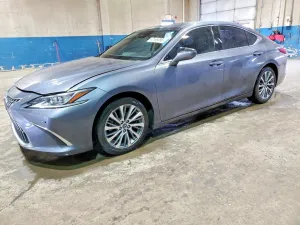 2020 LEXUS ES350