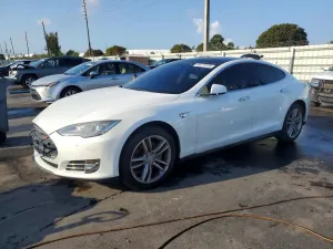 2014 TESLA MODEL S