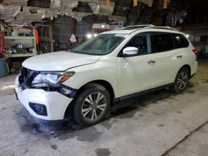 2017 NISSAN PATHFINDER