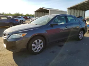 2011 TOYOTA CAMRY