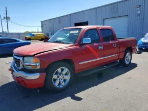 2004 GMC SIERRA