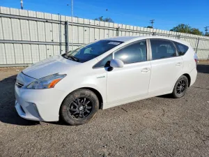 2013 TOYOTA PRIUS V TW
