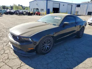 2011 FORD MUSTANG