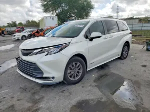 2021 TOYOTA SIENNA