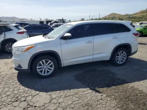 2015 TOYOTA HIGHLANDER