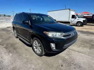 2013 TOYOTA HIGHLANDER
