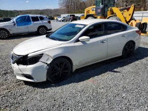 2017 NISSAN ALTIMA 2.