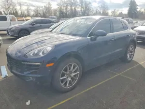 2017 PORSCHE MACAN