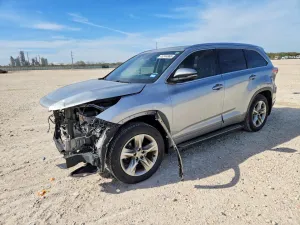 2015 TOYOTA HIGHLANDER