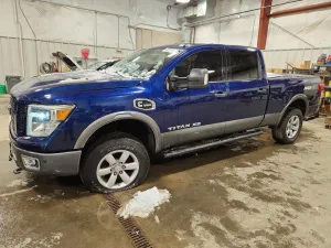2016 NISSAN TITAN