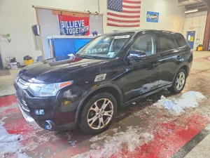 2015 MITSUBISHI OUTLANDER