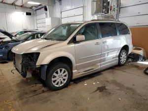 2013 CHRYSLER MINIVAN