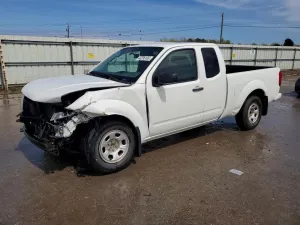 2017 NISSAN FRONTIER