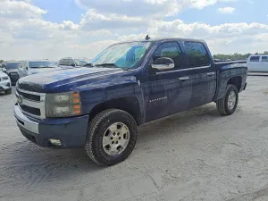 2011 CHEVROLET SILVERADO