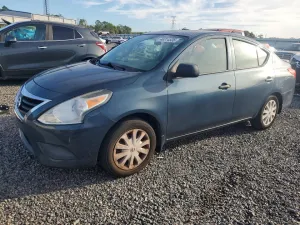 2015 NISSAN VERSA