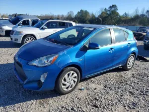 2015 TOYOTA PRIUS