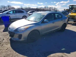 2013 MAZDA 3