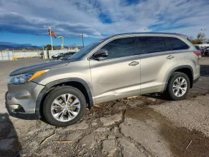 2015 TOYOTA HIGHLANDER