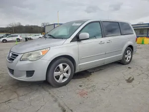 2010 VOLKSWAGEN ROUTAN