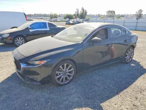 2019 MAZDA 3
