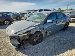 2021 HYUNDAI ELANTRA