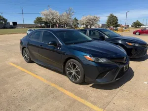 2018 TOYOTA CAMRY