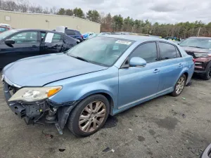 2011 TOYOTA AVALON